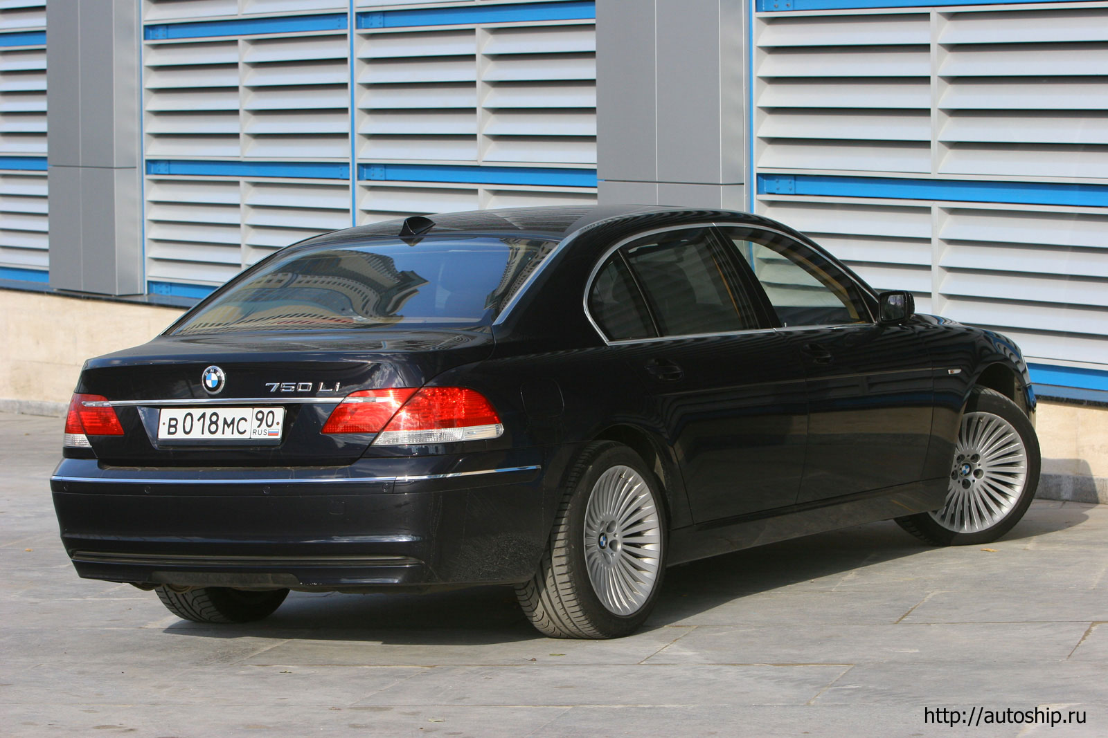 bmw 750i