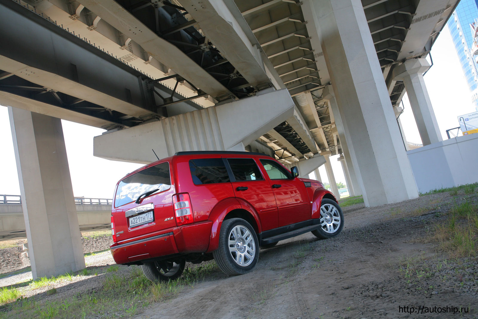 dodge nitro