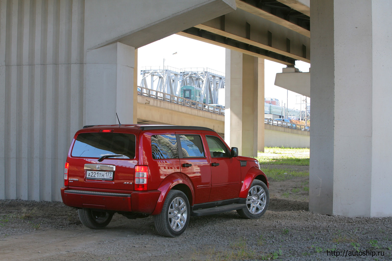 dodge nitro