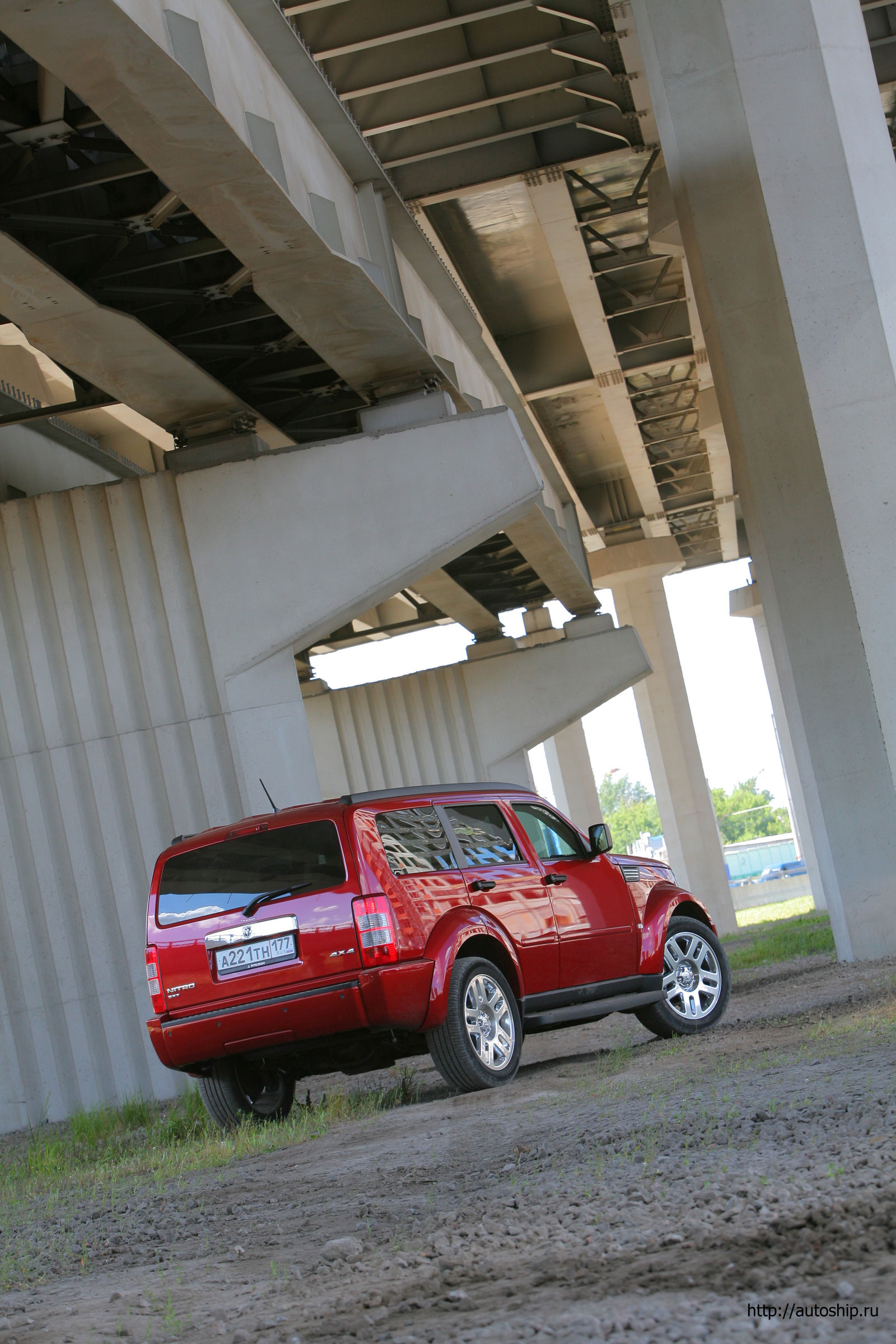 dodge nitro