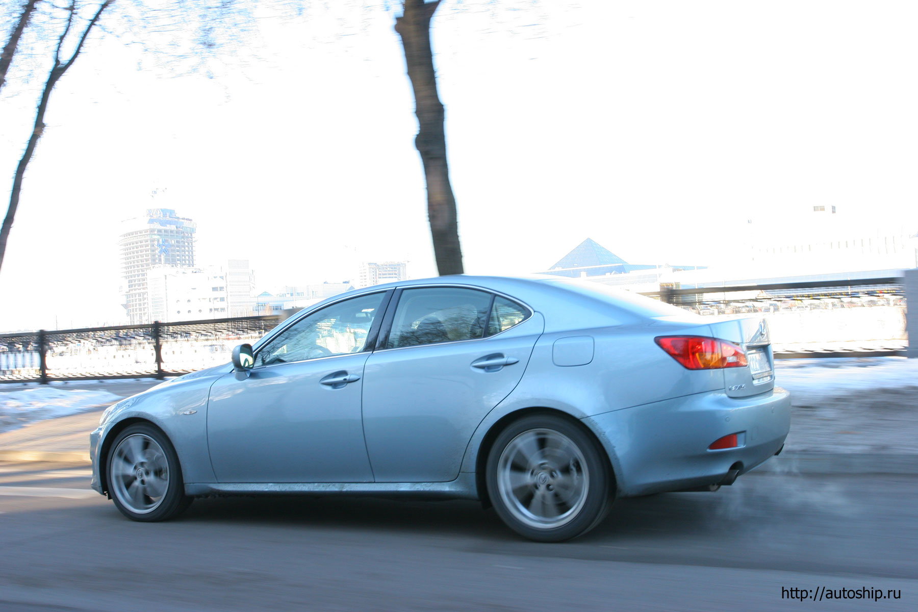 lexus is250