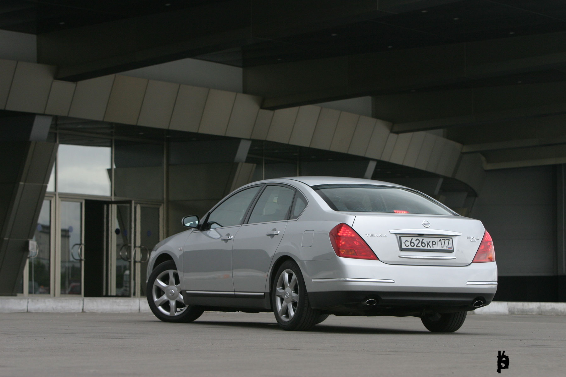 nissan teana 2012