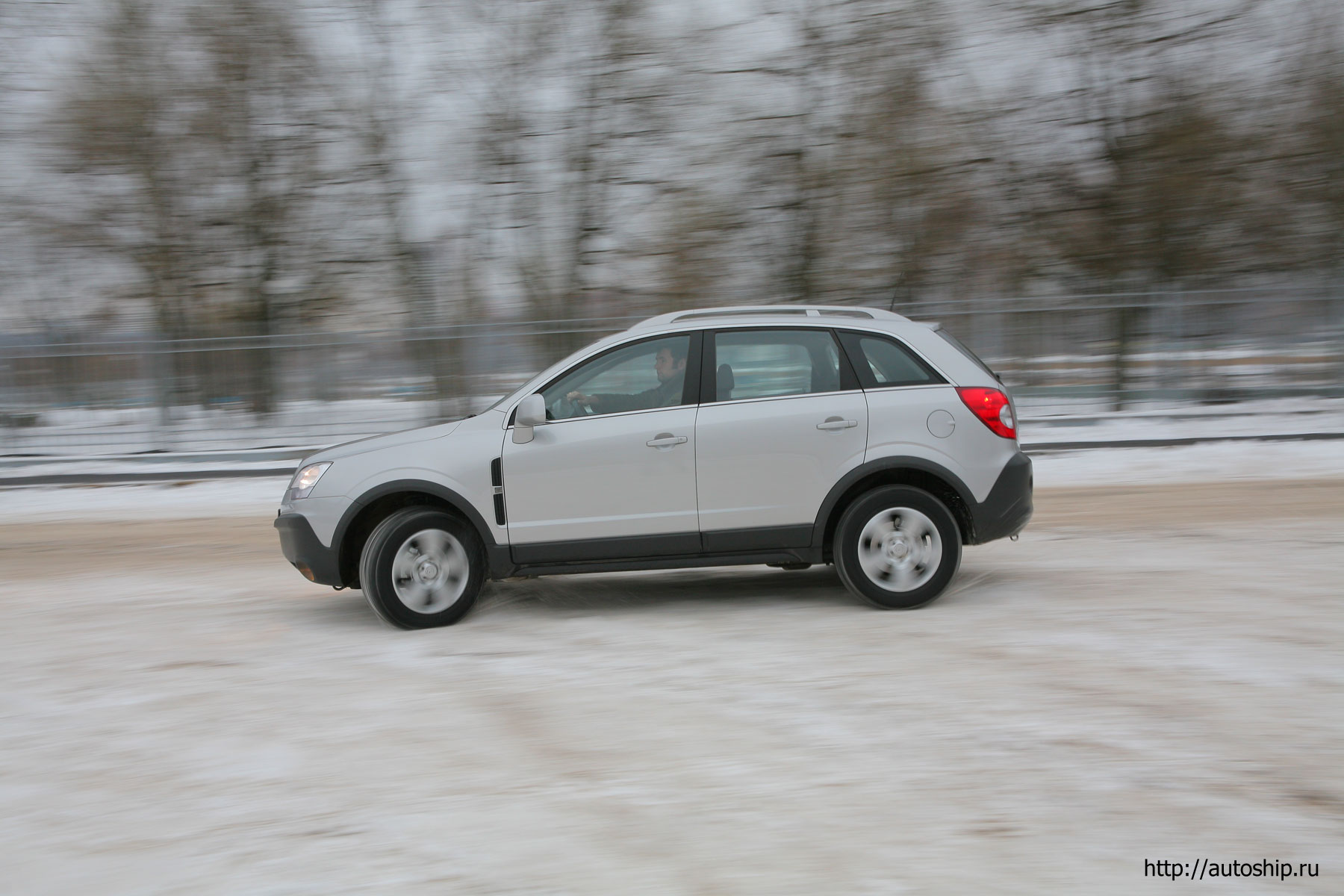 opel antara