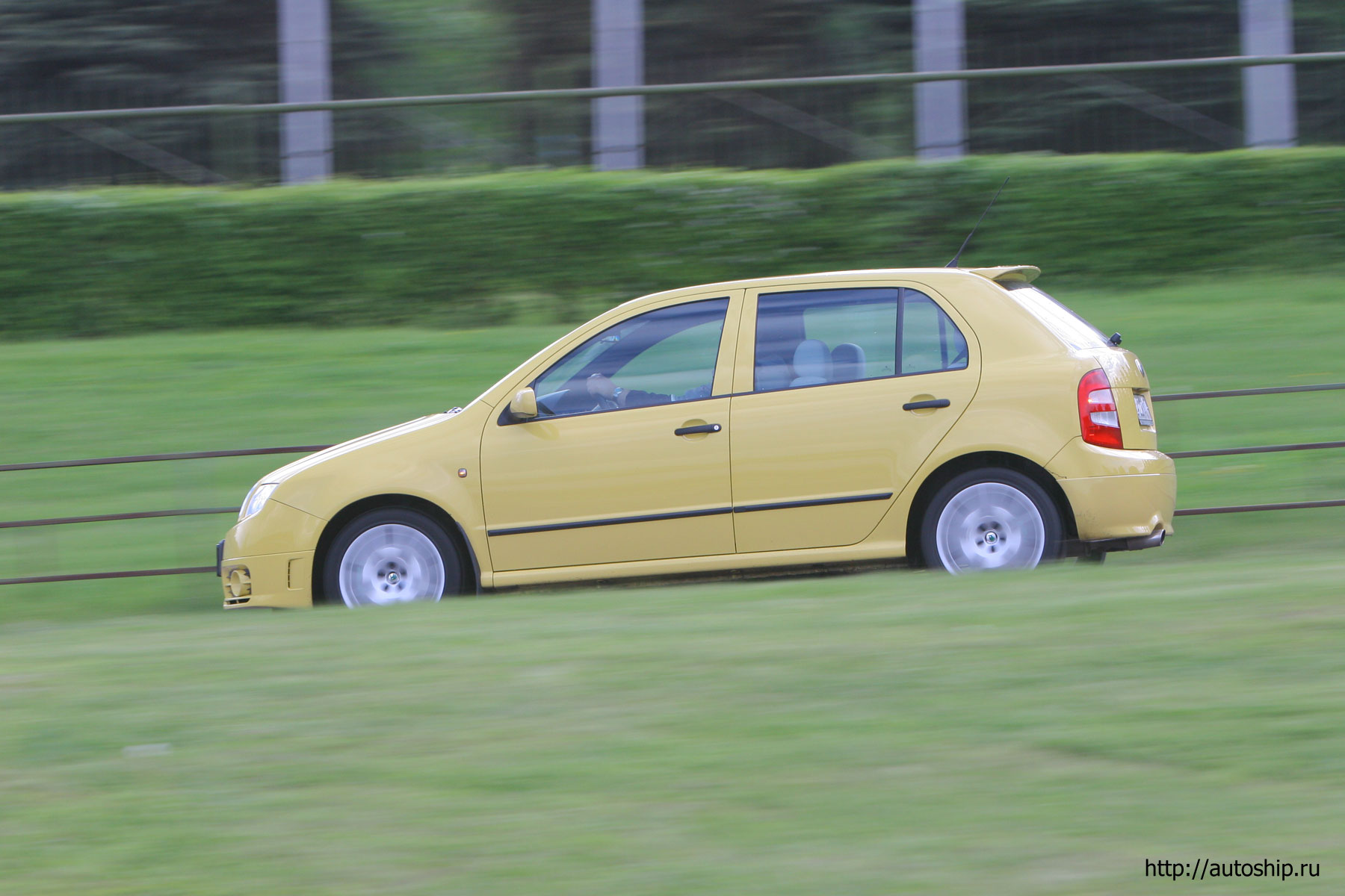 skoda fabia rs 