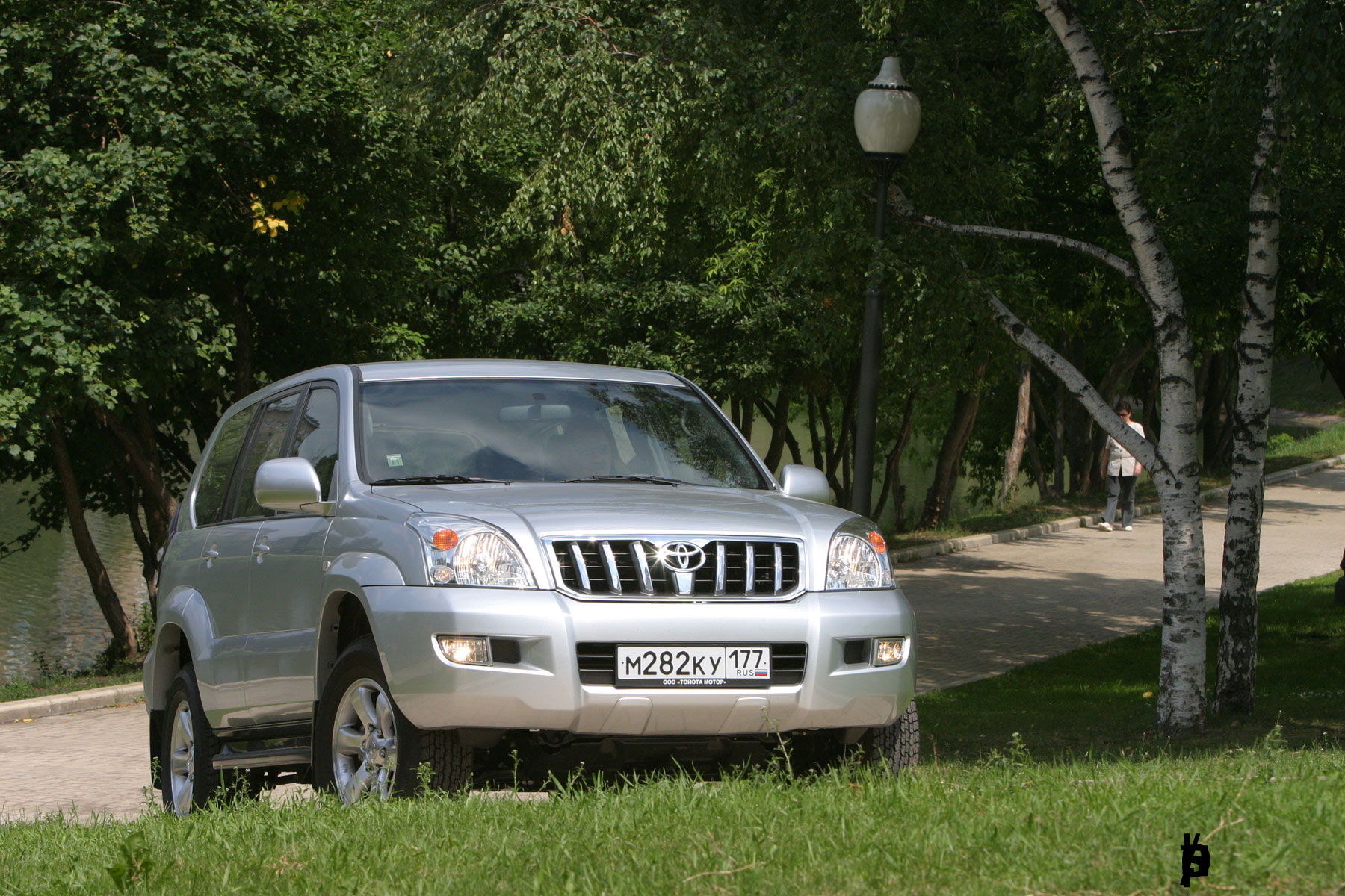 toyota prado 2013